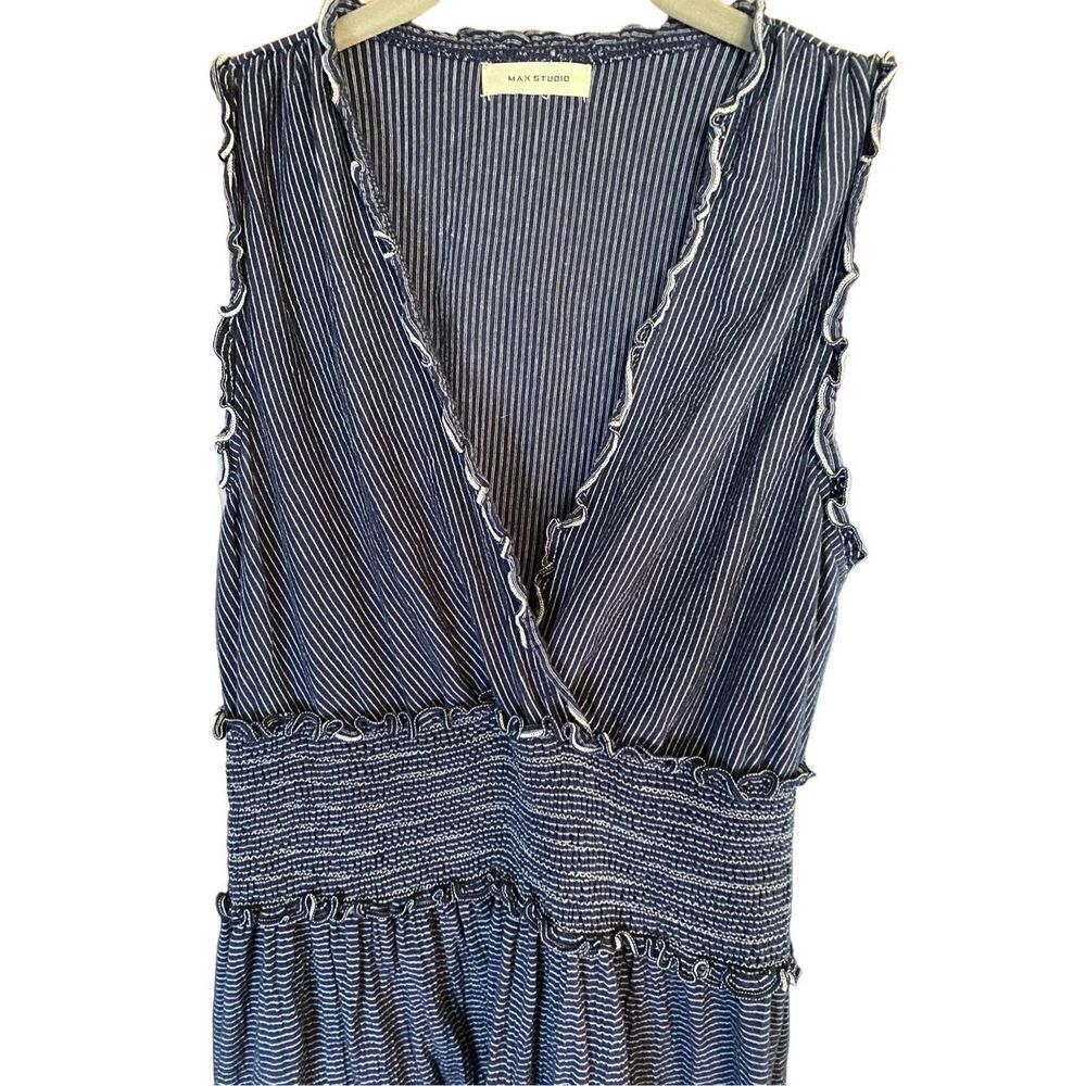 Max studio, women’s sleeveless stretch, short smocked dress - Picture 6 of 10